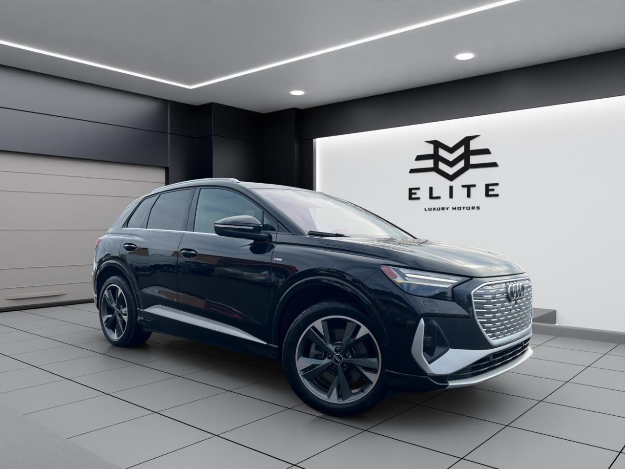 2022 Audi Q4 e-tron TECHNIK PKG - S-LINE PKG - 50 QUATTRO !!! Photo