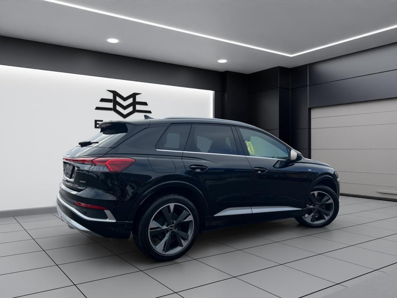 2022 Audi Q4 e-tron TECHNIK PKG - S-LINE PKG - 50 QUATTRO !!! Photo