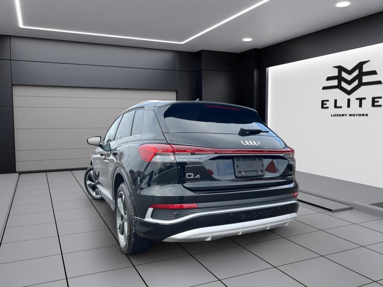 2022 Audi Q4 e-tron TECHNIK PKG - S-LINE PKG - 50 QUATTRO !!! Photo
