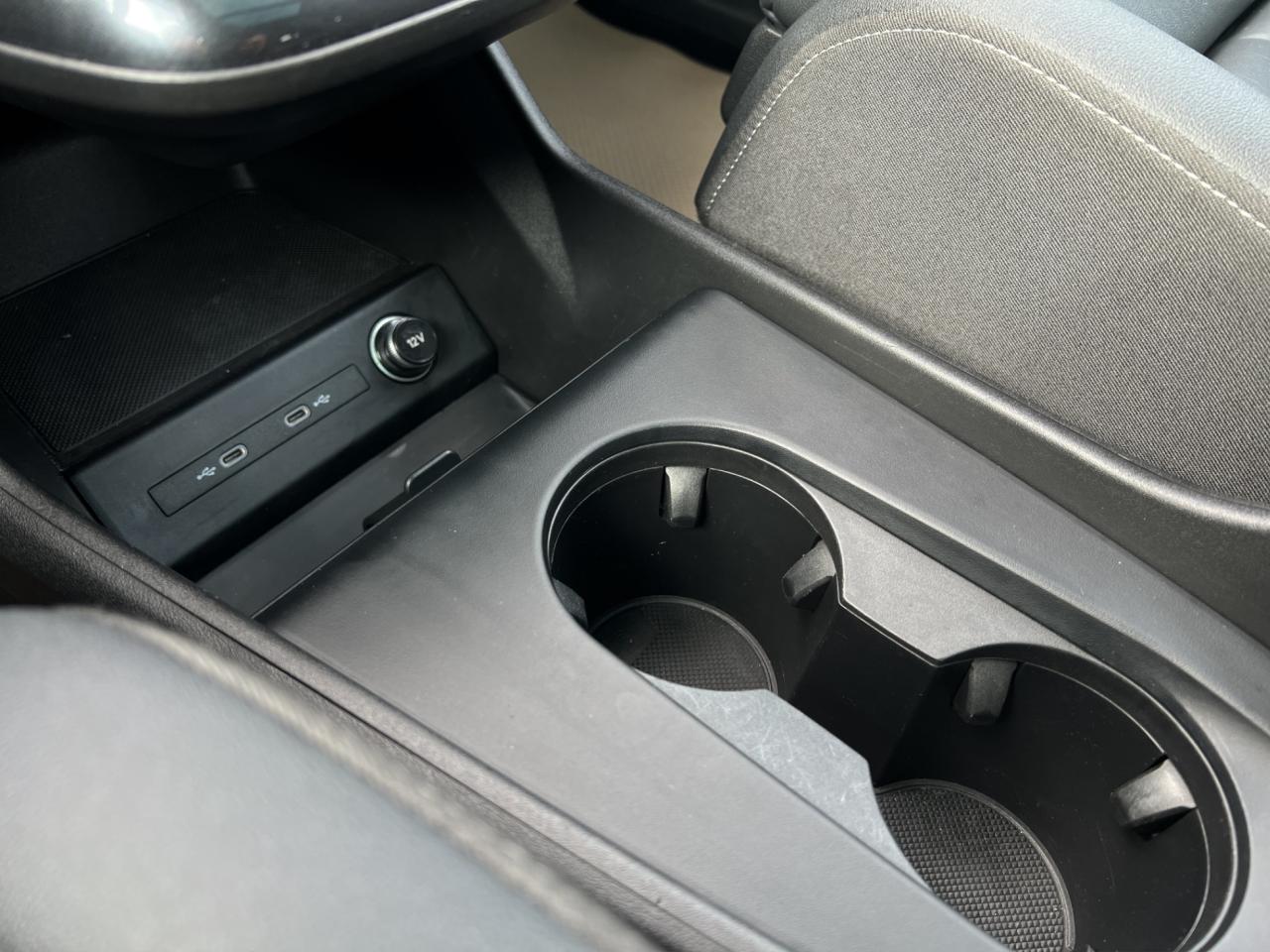 2022 Audi Q4 e-tron TECHNIK PKG - S-LINE PKG - 50 QUATTRO !!! Photo