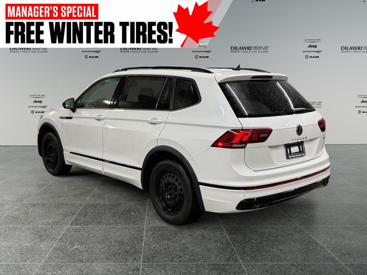 2022 Volkswagen Tiguan Comfortline R-Line Black Edition 4MOTION Photo