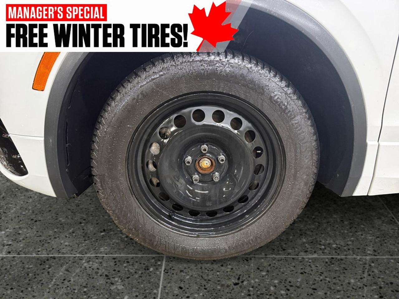 2022 Volkswagen Tiguan Comfortline R-Line Black Edition 4MOTION Photo