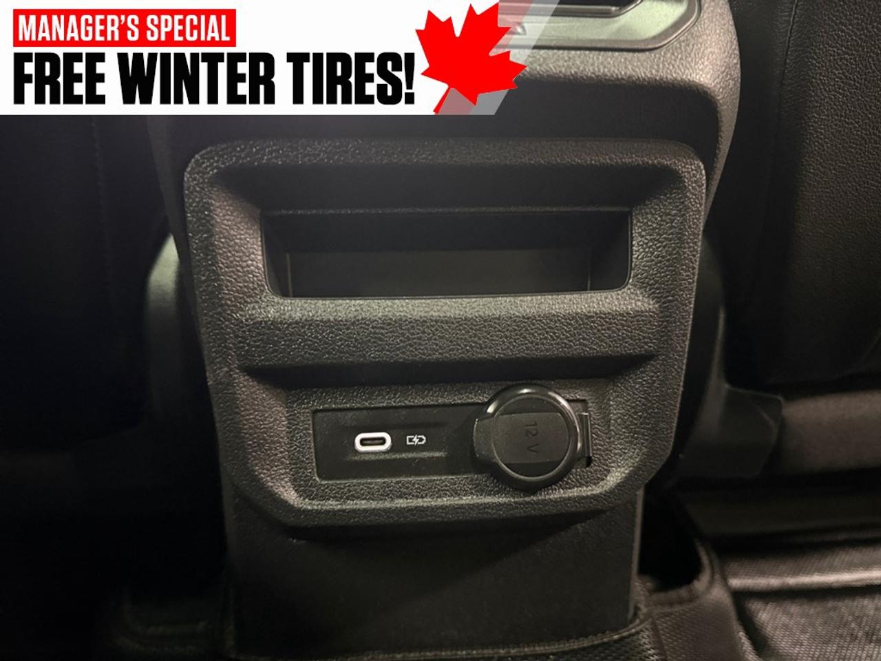 2022 Volkswagen Tiguan Comfortline R-Line Black Edition 4MOTION Photo