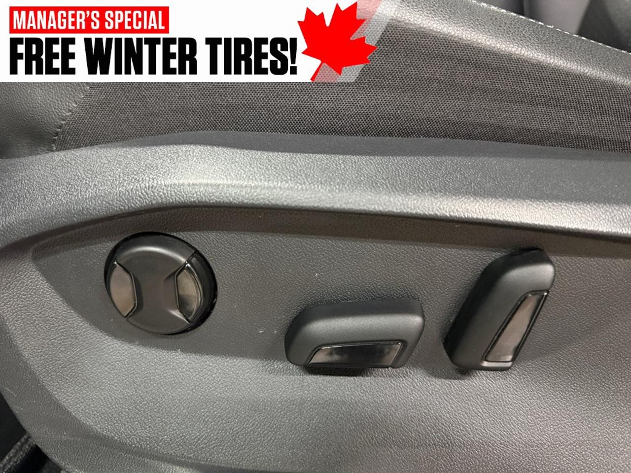 2022 Volkswagen Tiguan Comfortline R-Line Black Edition 4MOTION Photo