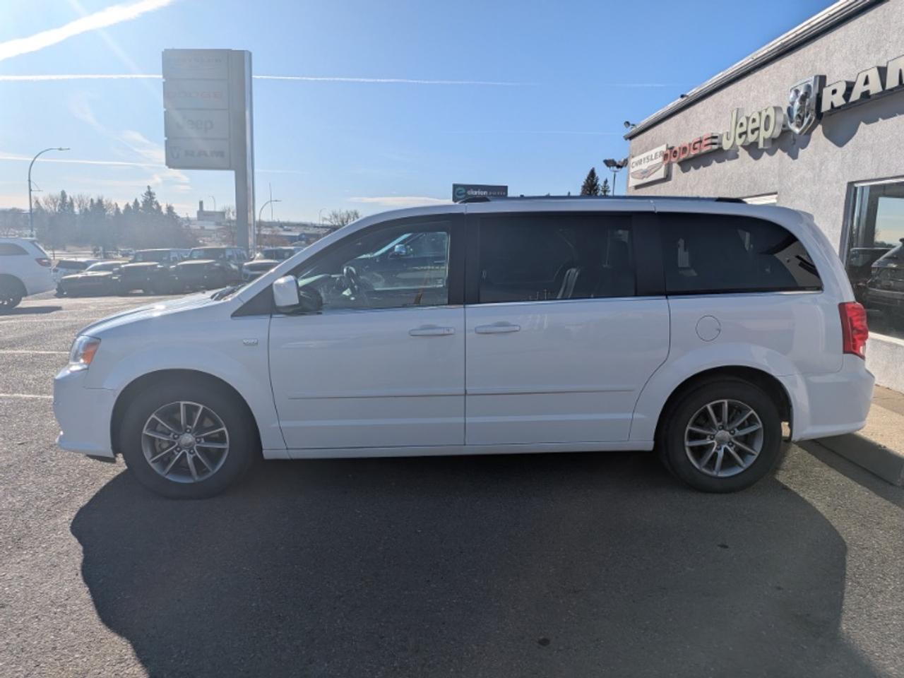 2014 Dodge Grand Caravan 30th Anniversary Photo