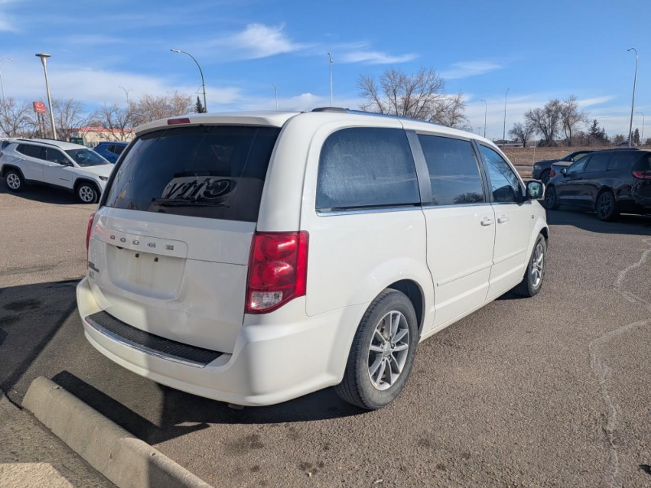 2014 Dodge Grand Caravan 30th Anniversary Photo