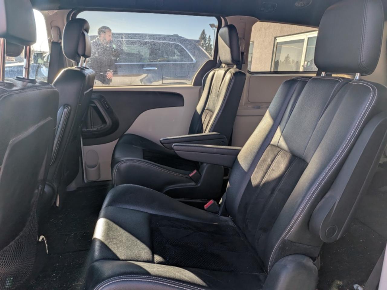 2014 Dodge Grand Caravan 30th Anniversary Photo