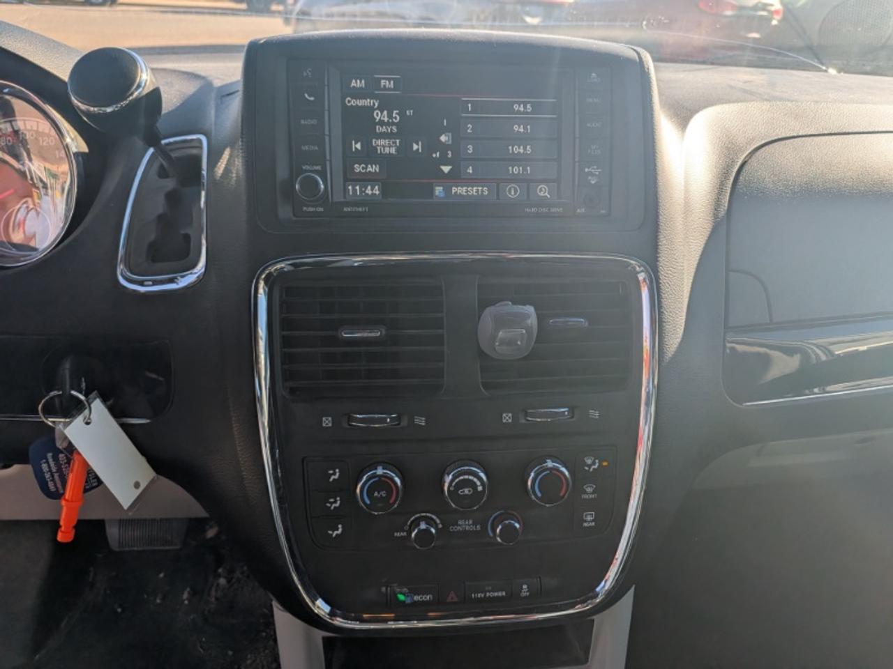 2014 Dodge Grand Caravan 30th Anniversary Photo