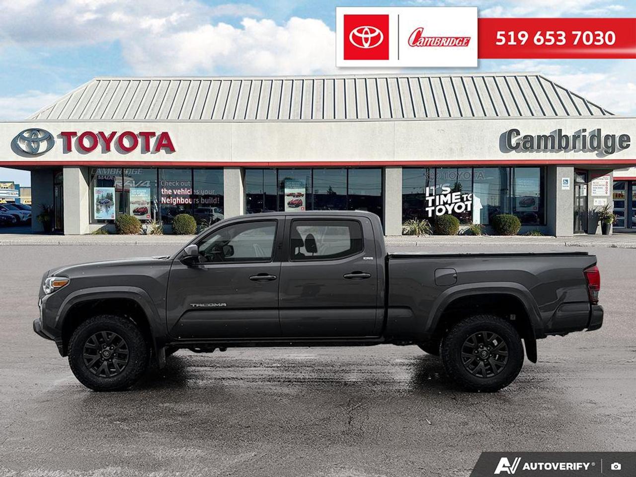 2022 Toyota Tacoma  Photo2