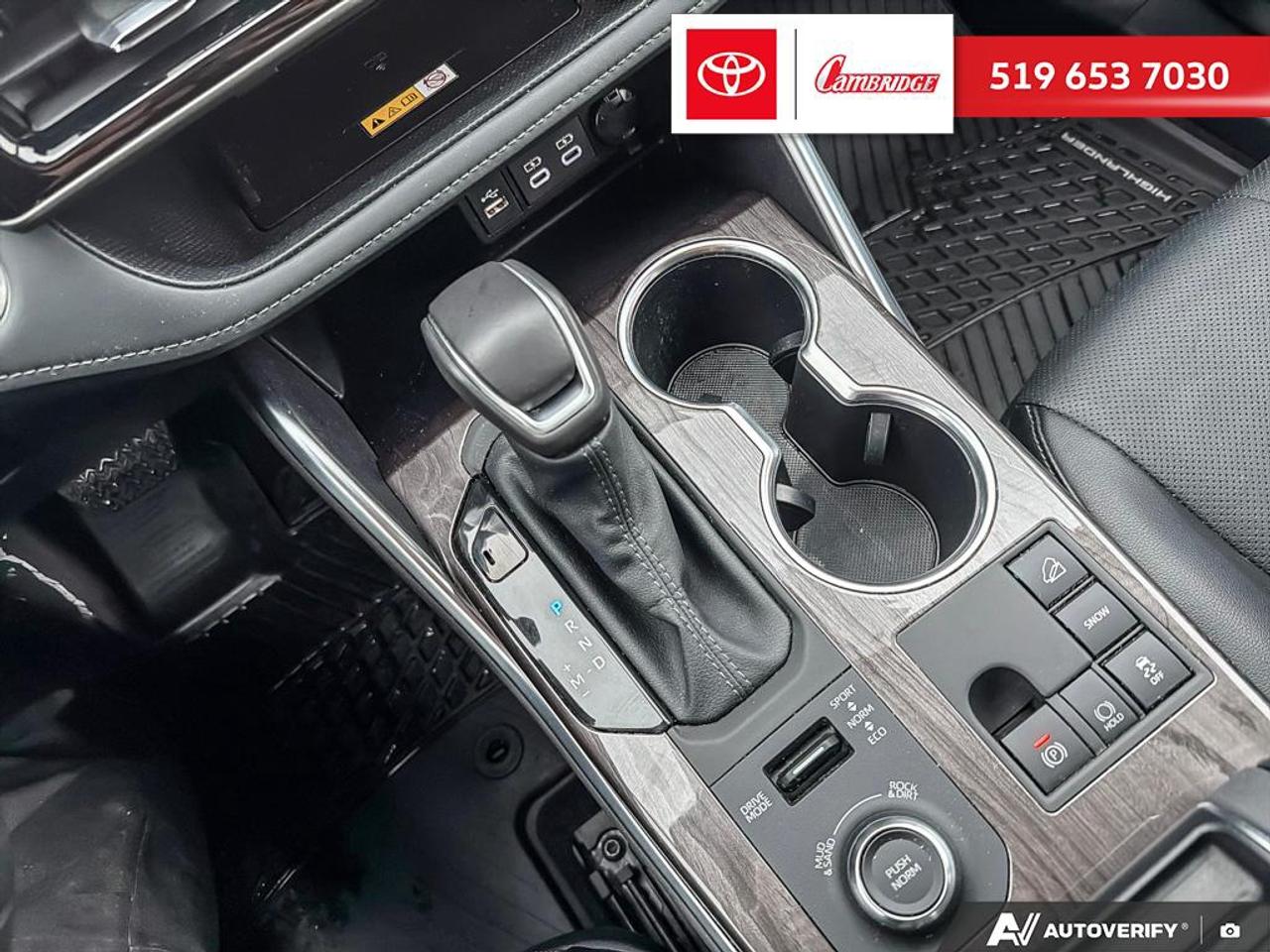 2024 Toyota Highlander LIMITED  Photo