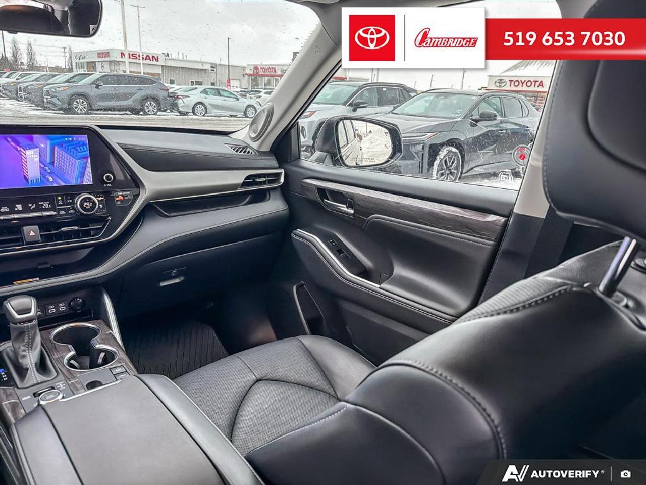 2024 Toyota Highlander LIMITED  Photo