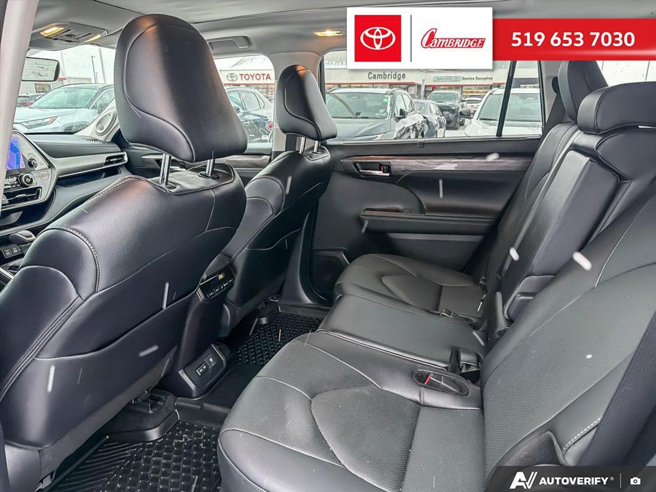 2024 Toyota Highlander LIMITED  Photo