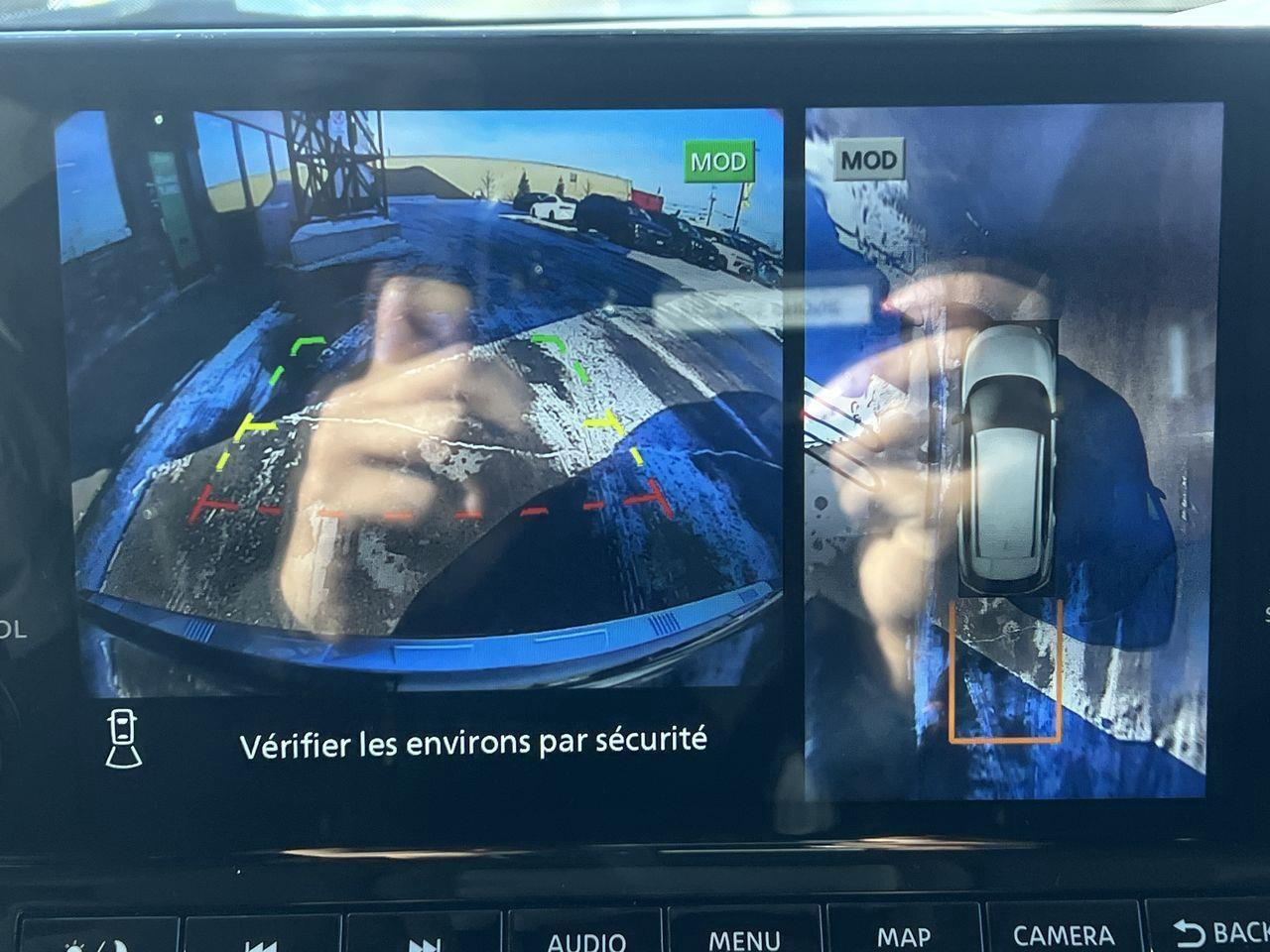 2023 Nissan Rogue SL AWD, HEATED SEATS, MOONROOF, NAV, SIRIUS XM, CRUISE CONTROL, BACK UP CAM!! Photo