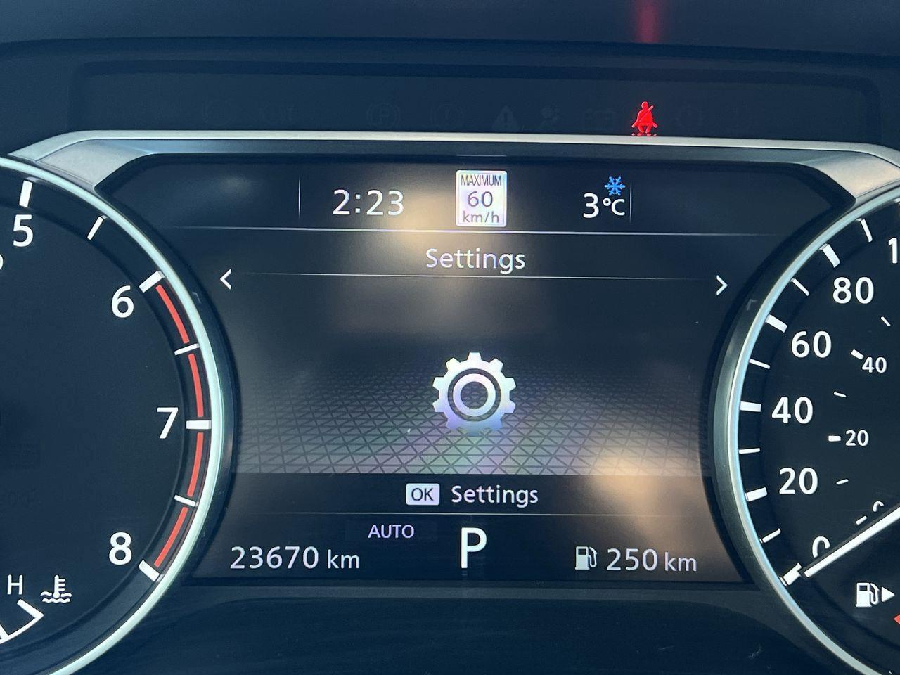 2023 Nissan Rogue SL AWD, HEATED SEATS, MOONROOF, NAV, SIRIUS XM, CRUISE CONTROL, BACK UP CAM!! Photo