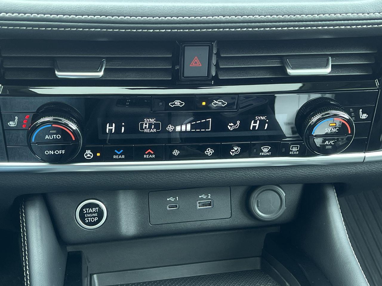 2023 Nissan Rogue SL AWD, HEATED LEATHER SEATS, MOONROOF, NAV, SIRIUS XM, CRUISE CONTROL, POWER LIFTGATE!! Photo