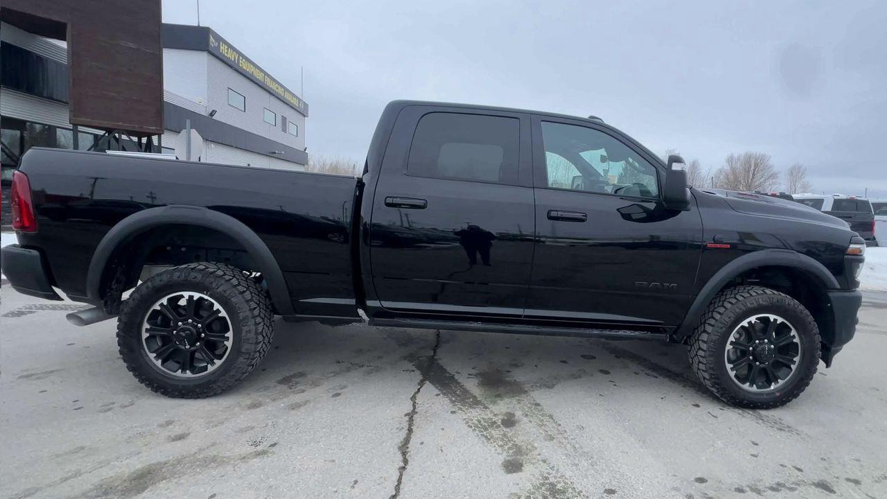 2025 RAM 2500 Rebel/Power Wagon 4X4, HEATED/COOLED FRONT SEATS, CRUISE CONTROL, BACK UP CAM!! Photo4