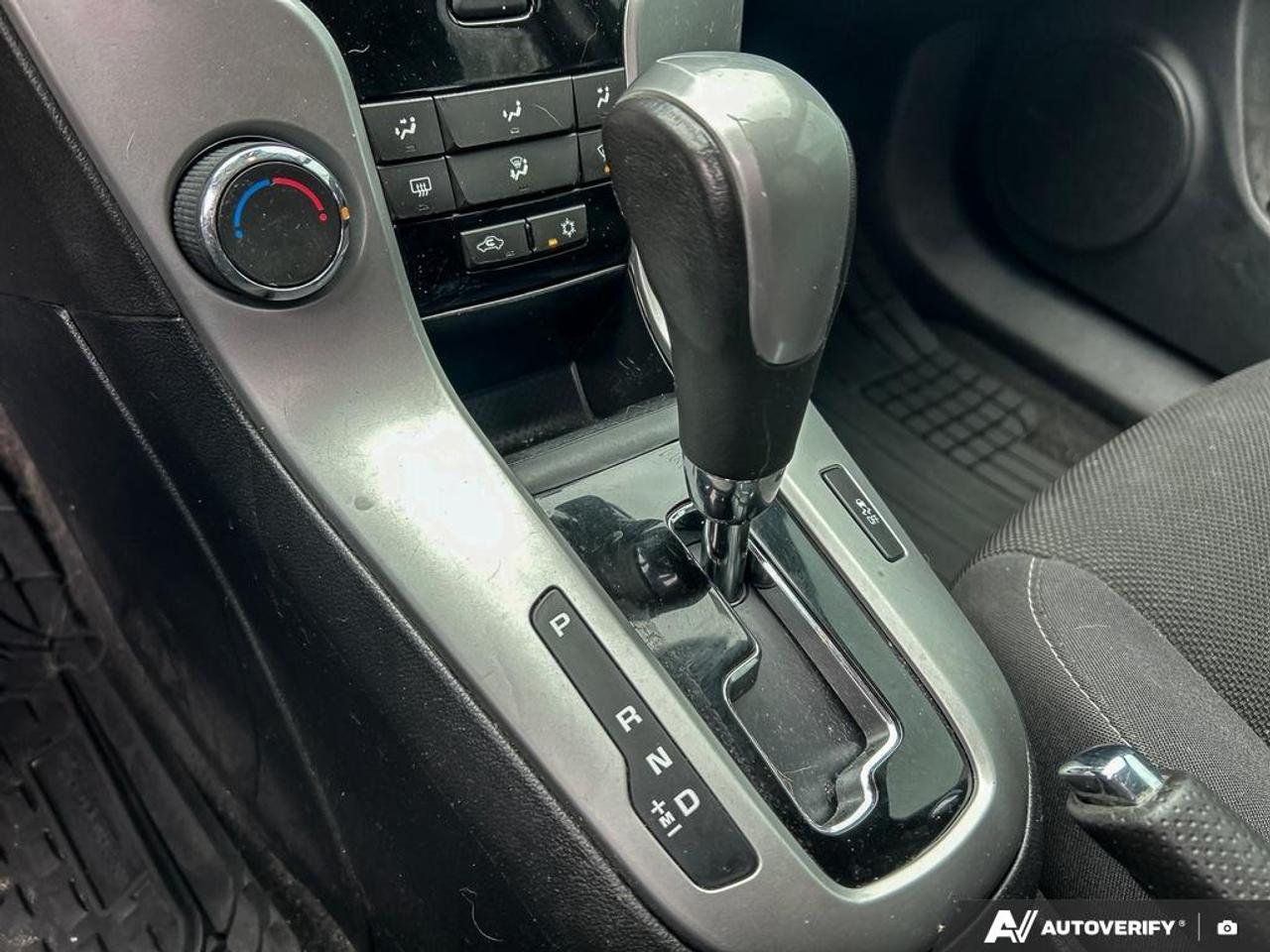 2014 Chevrolet Cruze 1LT 1SA|CONVENIENCE|TECH|CONNECTIVITY|REAR VISION Photo