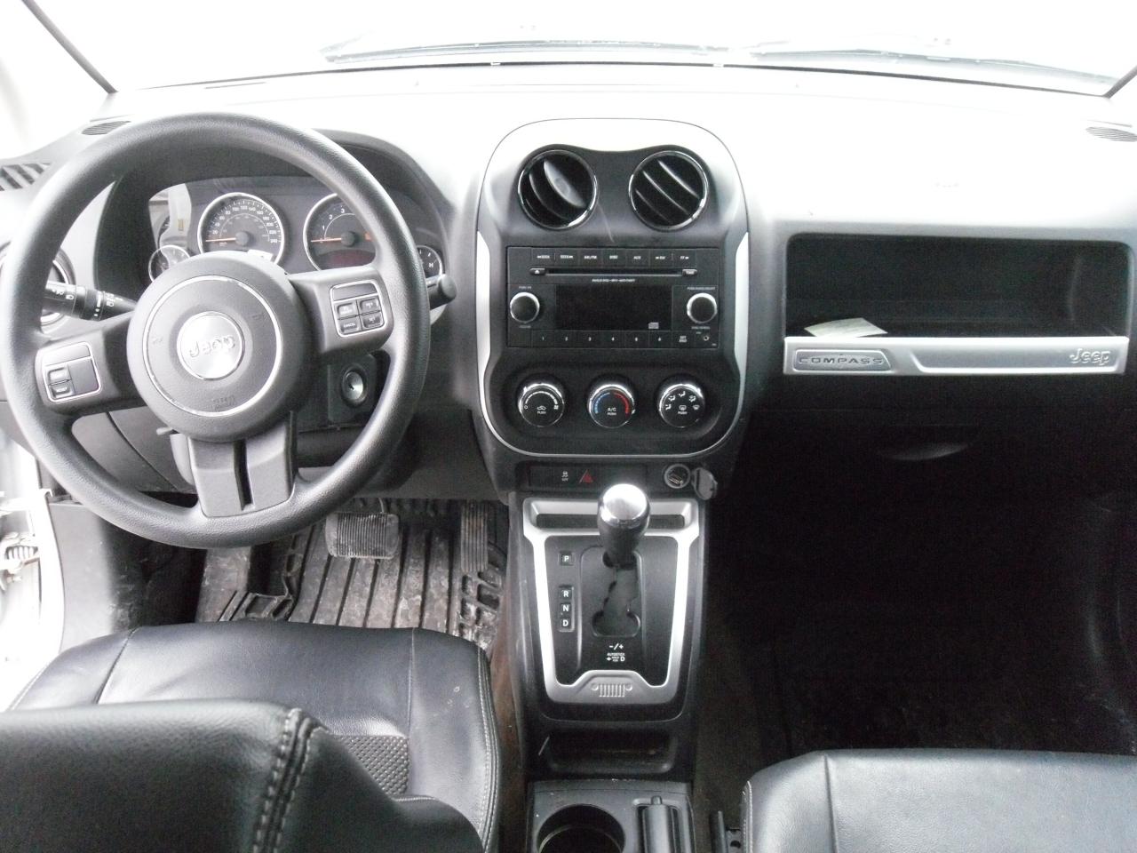 2015 Jeep Compass 4WD 4DR NORTH Photo