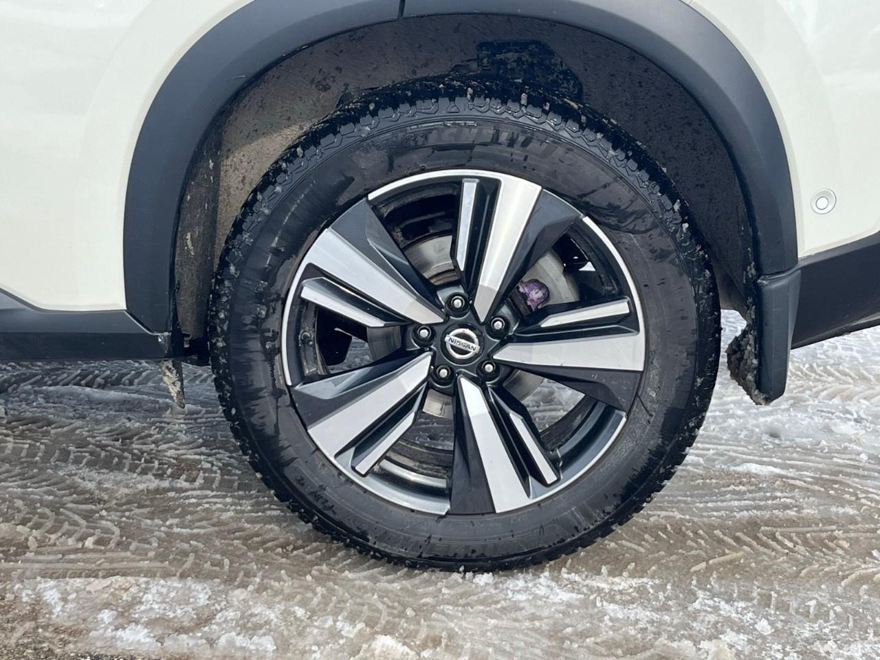 2021 Nissan Rogue AWD Platinum Photo