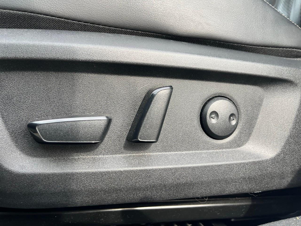 2021 Nissan Rogue AWD Platinum Photo