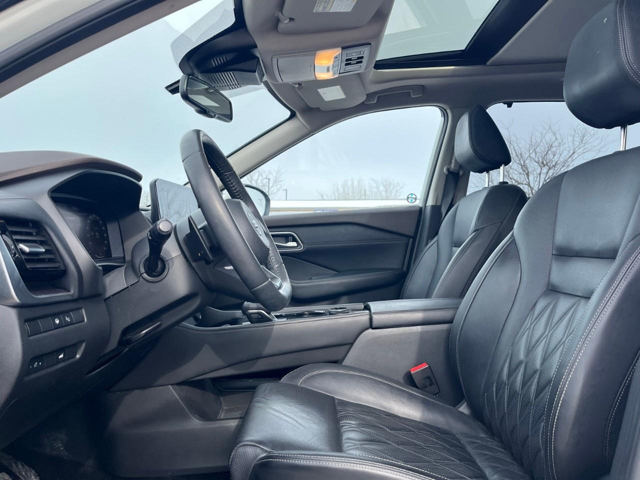 2021 Nissan Rogue AWD Platinum Photo