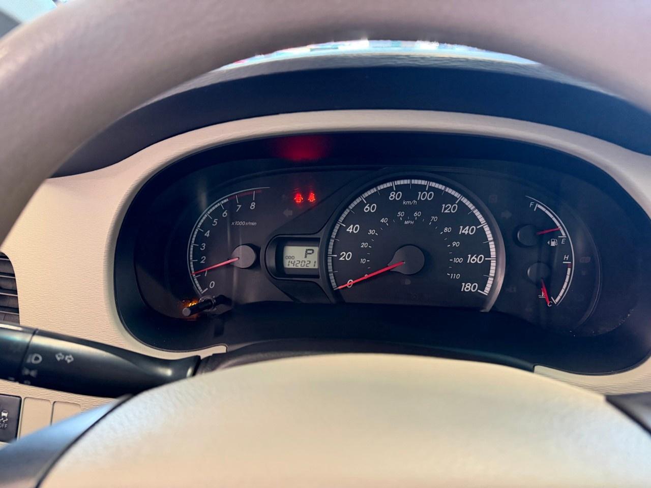 2012 Toyota Sienna LE Photo