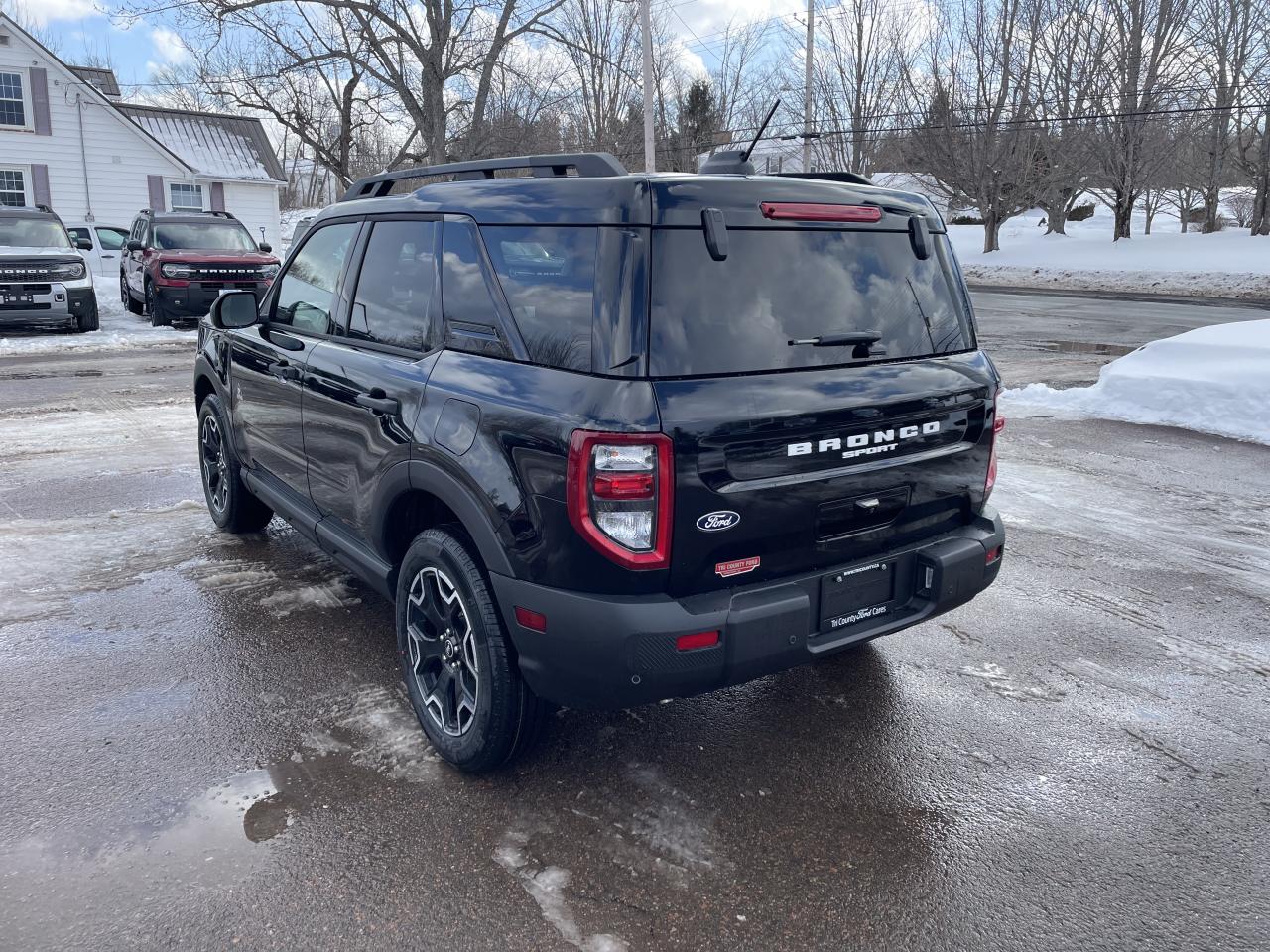 2026 Ford Bronco Sport Outer Banks Photo4