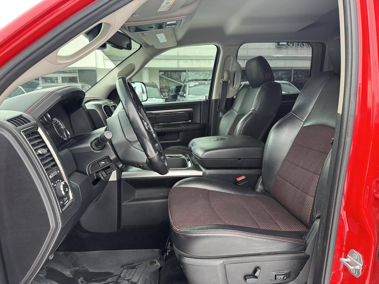 2016 RAM 1500 SPORT Photo