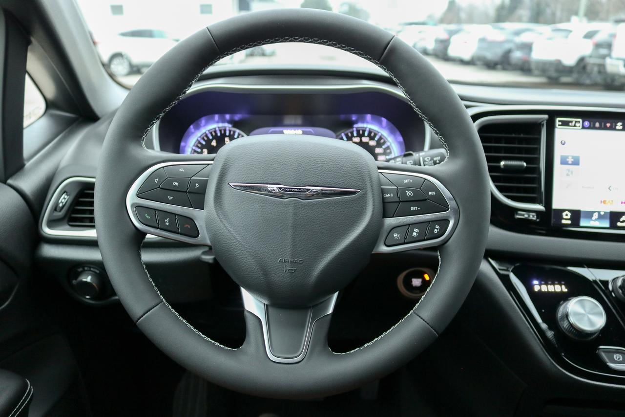 2026 Dodge Grand Caravan SXT 2WD Photo