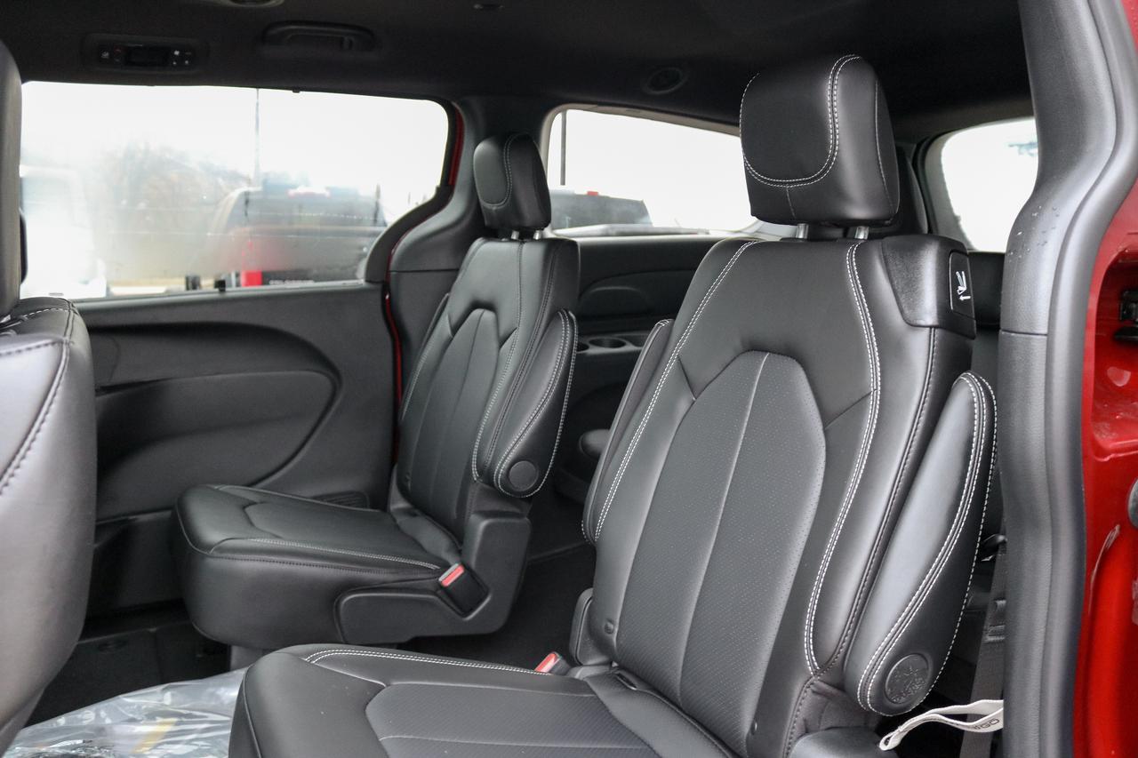 2026 Dodge Grand Caravan SXT 2WD Photo