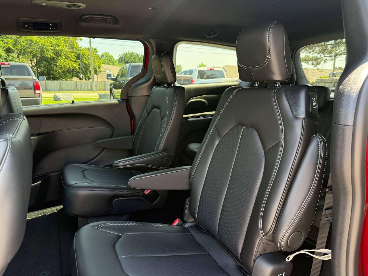 2026 Dodge Grand Caravan SXT Photo