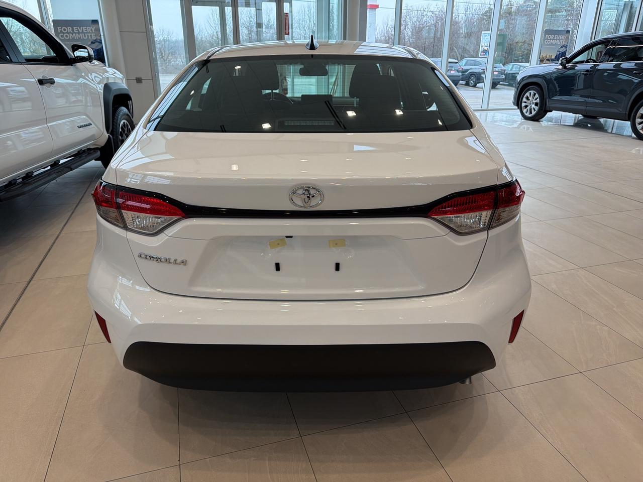 2026 Toyota Corolla L Photo4