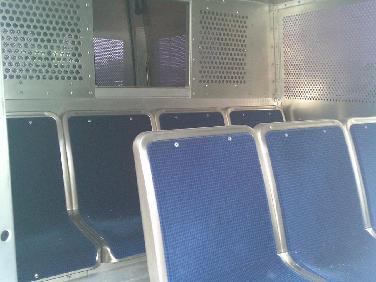 2010 Mercedes-Benz Sprinter 3500 170 WB Photo