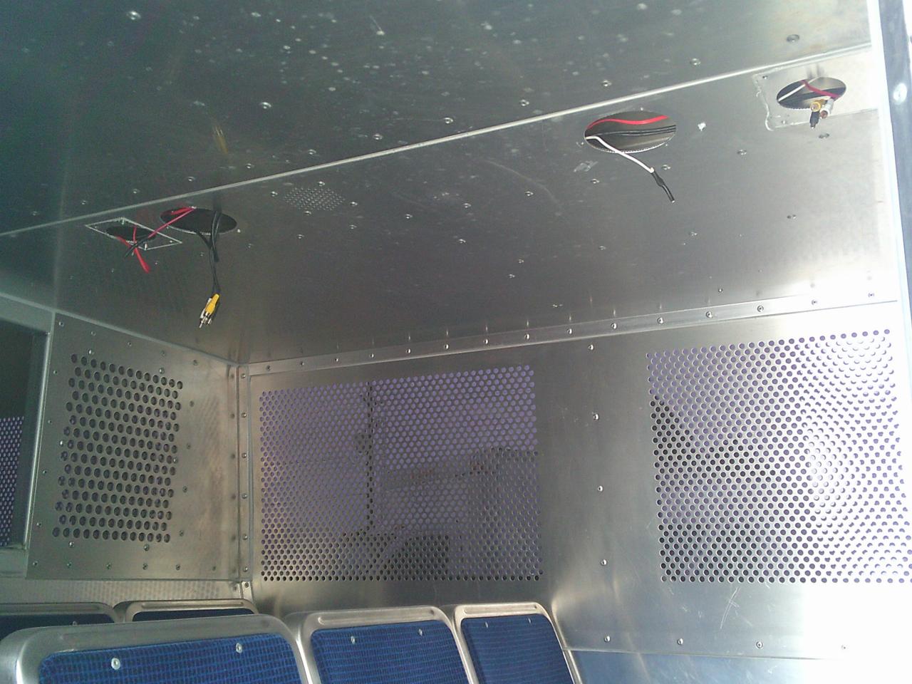 2010 Mercedes-Benz Sprinter 3500 170 WB Photo