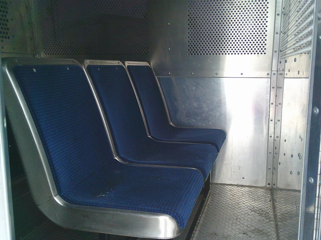 2010 Mercedes-Benz Sprinter 3500 170 WB Liftgate + 10 Passenger Photo