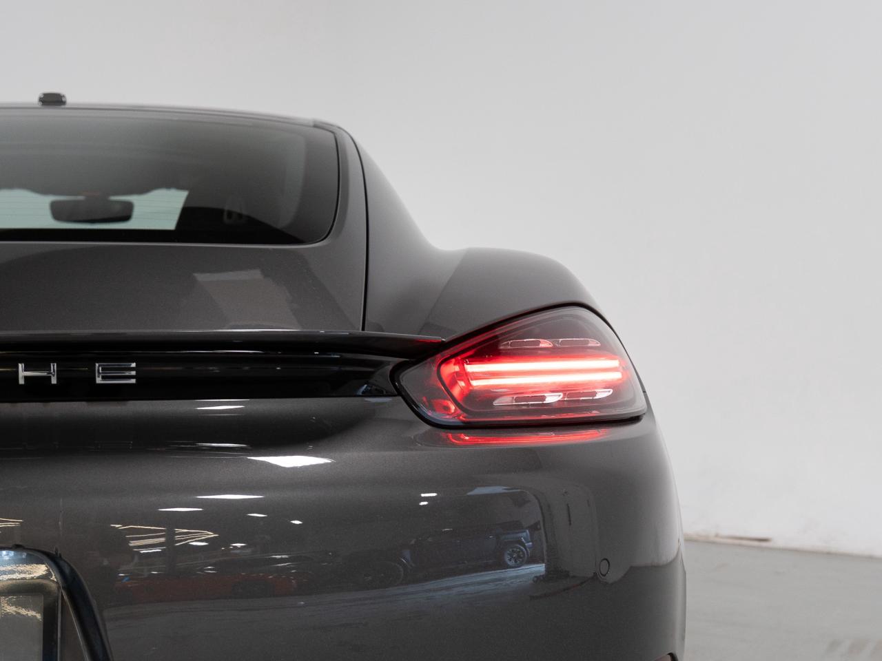 2018 Porsche 718 Cayman S | PREMIUM PLUS PKG | BOSE | NAV | 20 IN Photo