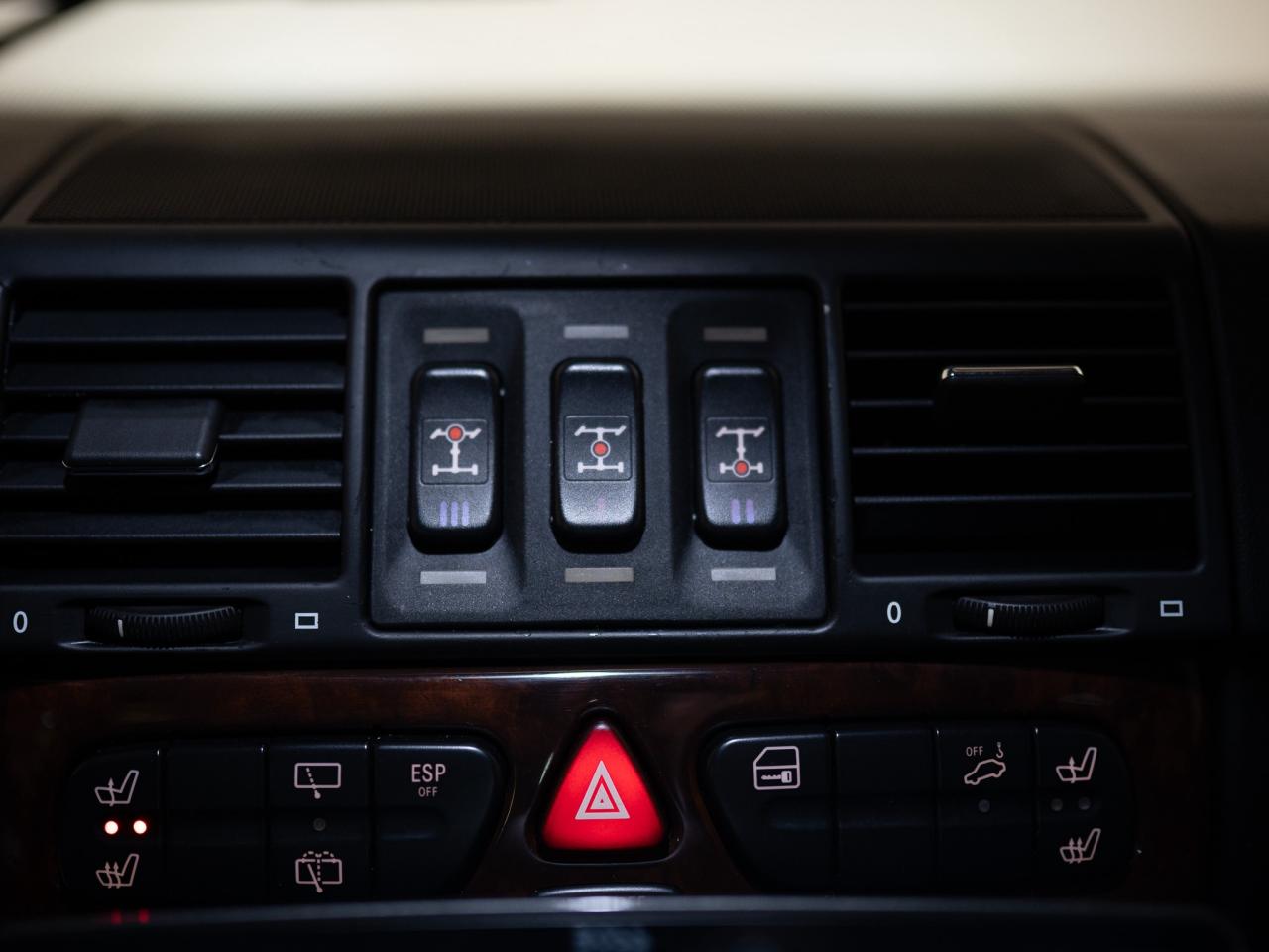 2004 Mercedes-Benz G-Class 55 | SUNROOF | DESIGNO PKG | CARPLAY | 20 IN Photo