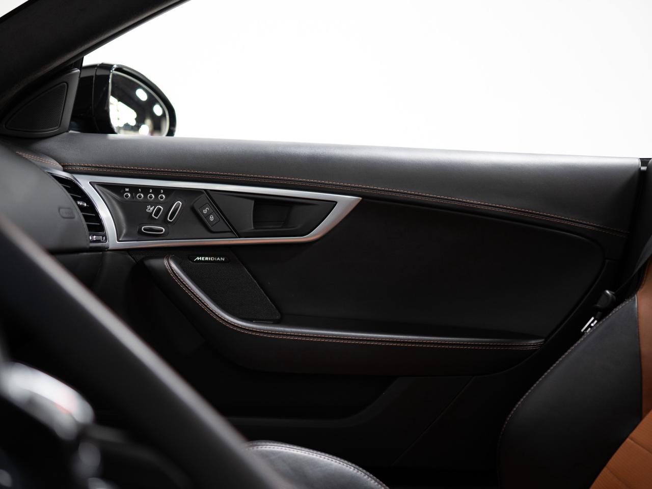 2019 Jaguar F-Type R | CONVERTIBLE | MERIDIAN | 20 IN Photo