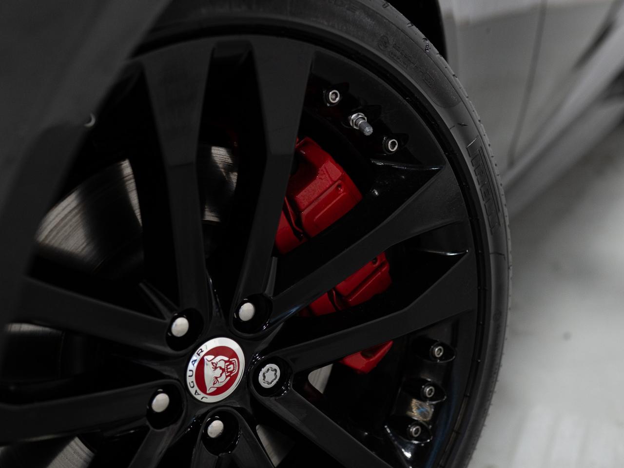 2019 Jaguar F-Type R | CONVERTIBLE | MERIDIAN | 20 IN Photo