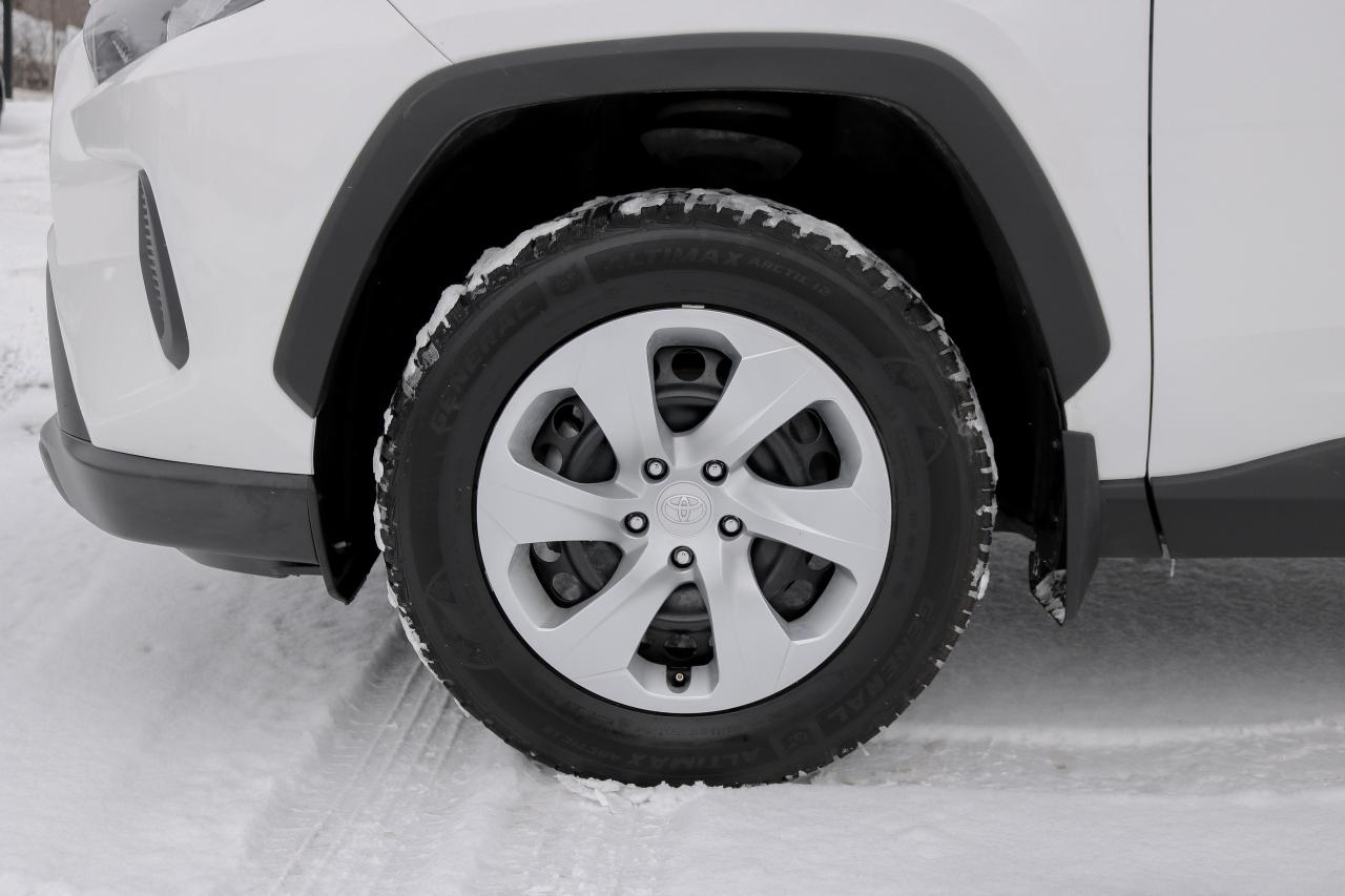 2022 Toyota RAV4 LE AWD | BLUETOOTH |  HEATED SEATS | BLIND SPOT | Photo