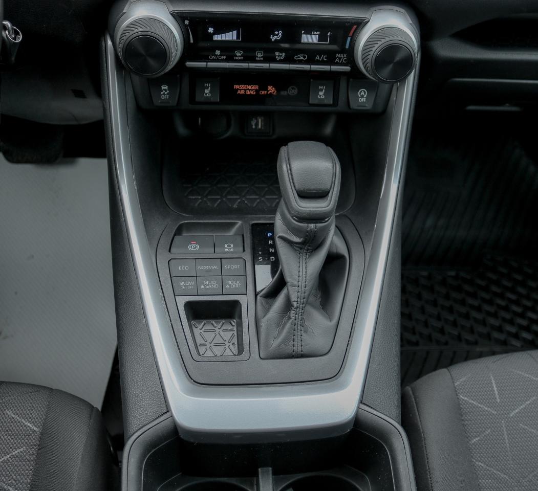 2022 Toyota RAV4 LE AWD | BLUETOOTH |  HEATED SEATS | BLIND SPOT | Photo