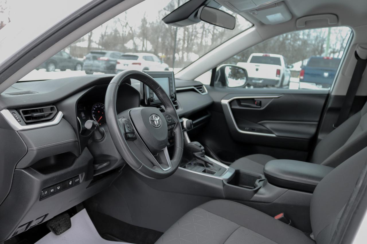 2022 Toyota RAV4 LE AWD | BLUETOOTH |  HEATED SEATS | BLIND SPOT | Photo