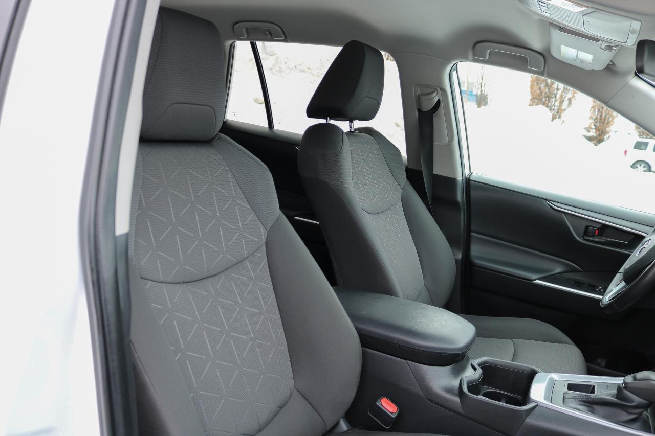 2022 Toyota RAV4 LE AWD | BLUETOOTH |  HEATED SEATS | BLIND SPOT | Photo