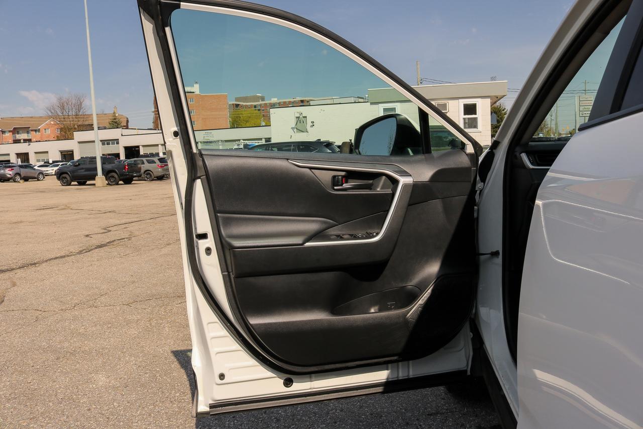 2022 Toyota RAV4 LE AWD | BLUETOOTH |  HEATED SEATS | BLIND SPOT | Photo