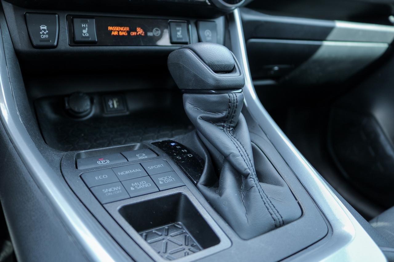 2022 Toyota RAV4 LE AWD | BLUETOOTH |  HEATED SEATS | BLIND SPOT | Photo