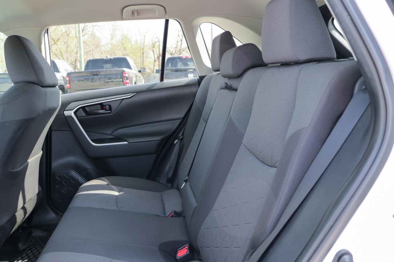 2022 Toyota RAV4 LE AWD | BLUETOOTH |  HEATED SEATS | BLIND SPOT | Photo