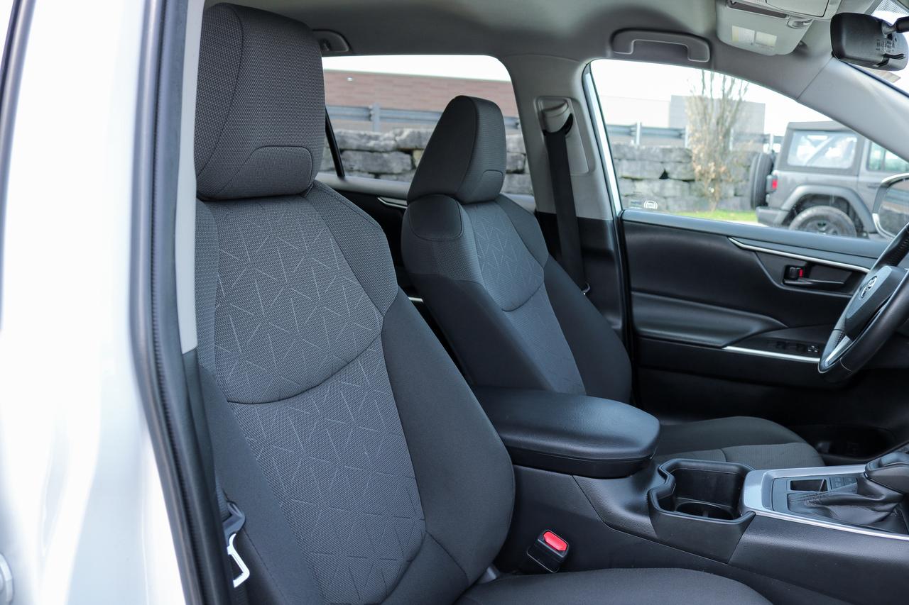 2022 Toyota RAV4 LE AWD | BLUETOOTH |  HEATED SEATS | BLIND SPOT | Photo