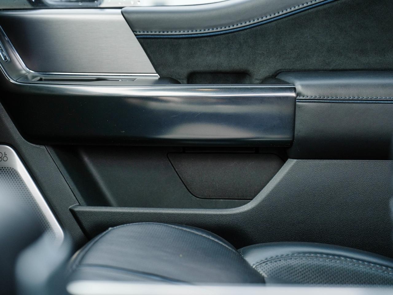 2024 Ford F-150 Platinum | LEATHER | PANO ROOM | NAVI | 4X4 Photo