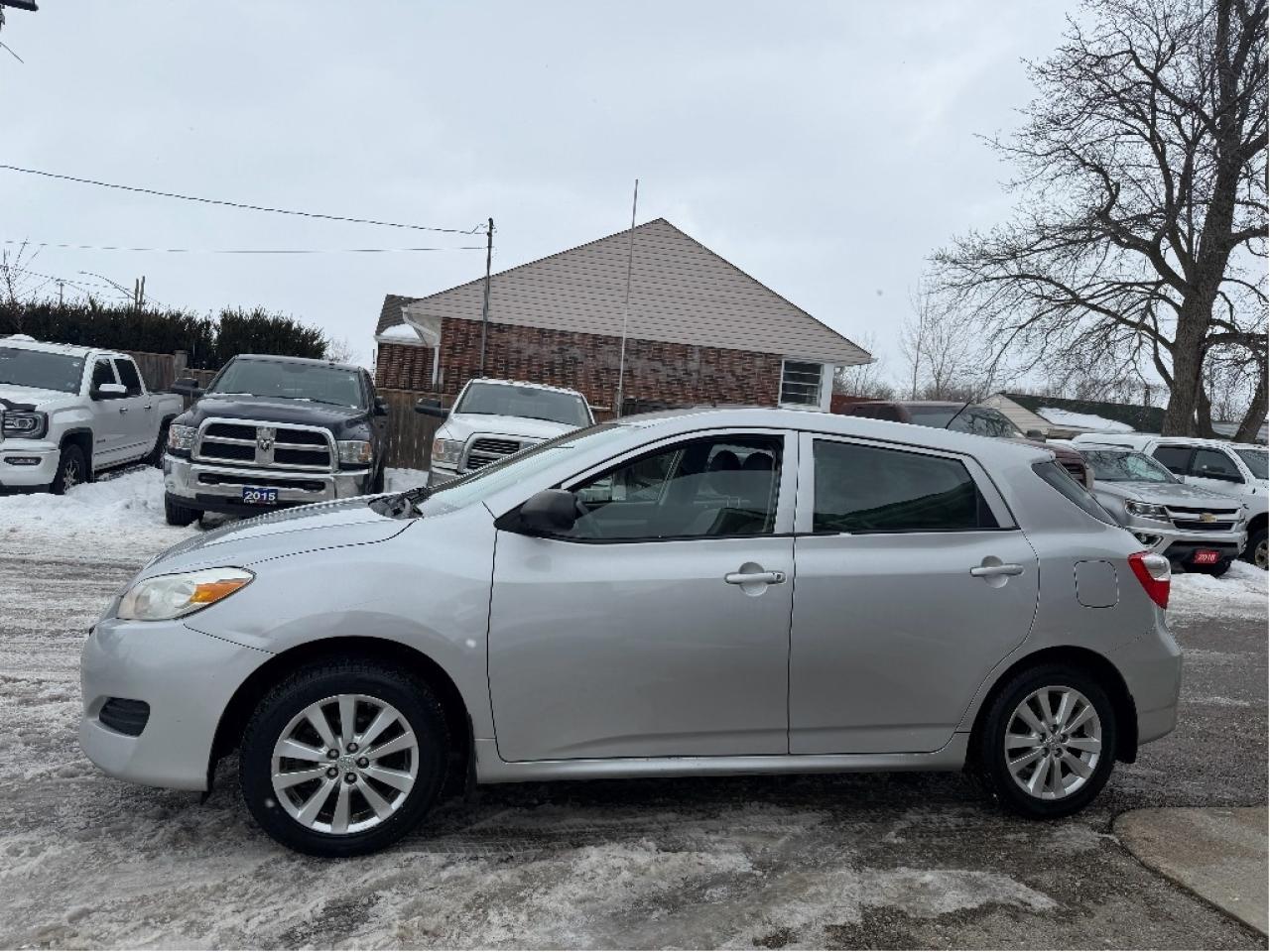 2009 Toyota Matrix  Photo