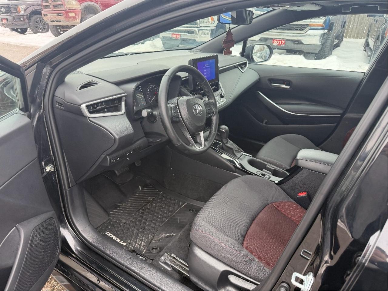 2023 Toyota Corolla SE | One Owner | Clean CARFAX Photo